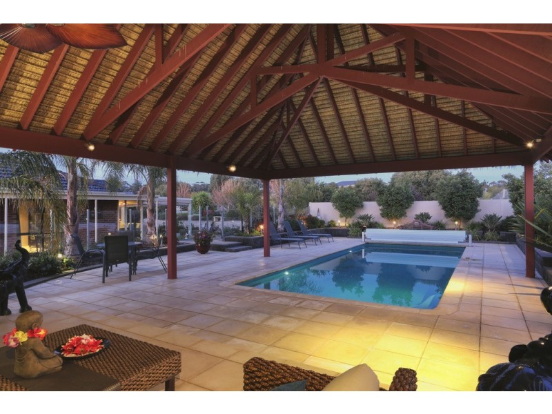 40 Domenica Drive, Junortoun VIC 3551