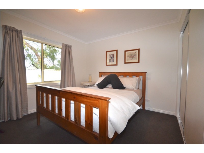 7 Kate Close, Kennington VIC 3550