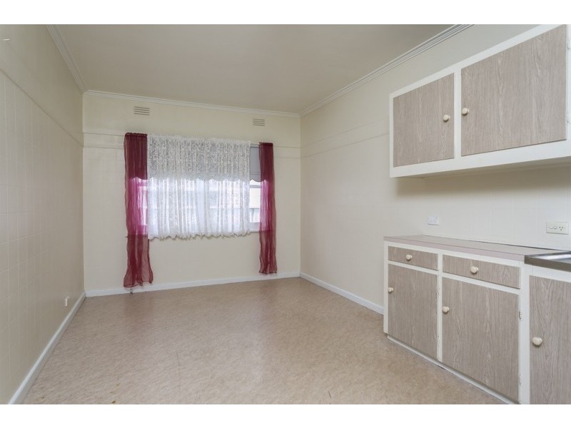 50 Montgomery Crescent, White Hills VIC 3550