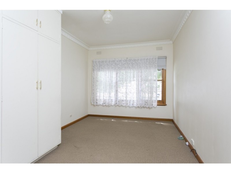 50 Montgomery Crescent, White Hills VIC 3550