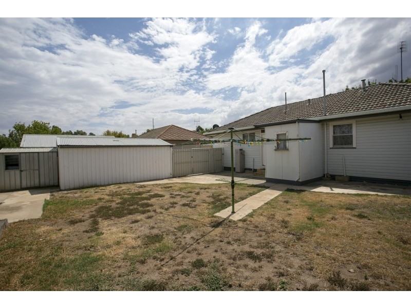 50 Montgomery Crescent, White Hills VIC 3550