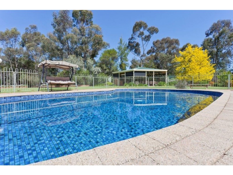 89 Emu Creek Road, Strathfieldsaye VIC 3551