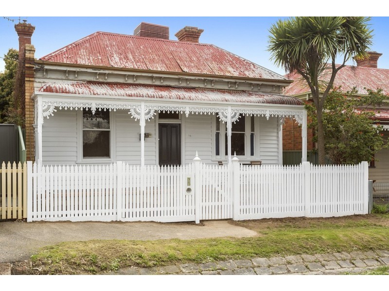 28 Olinda Street, Quarry Hill VIC 3550