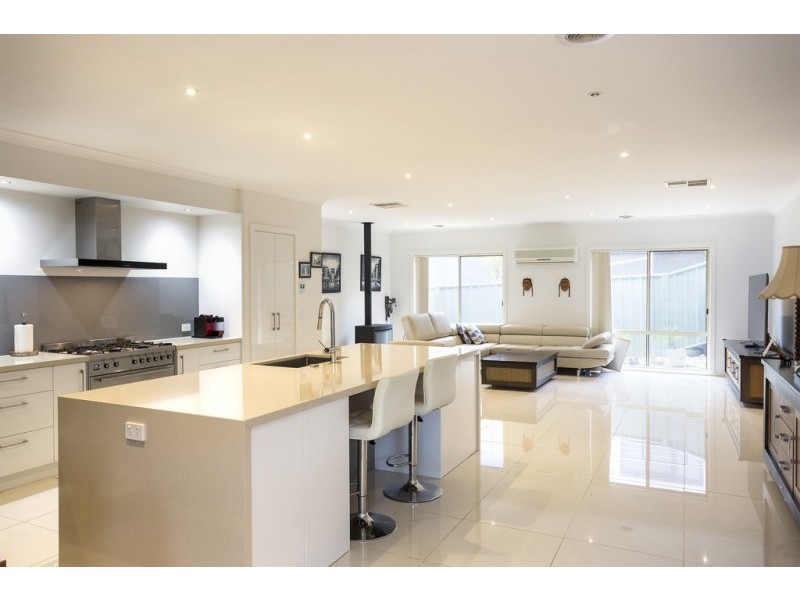 40 Keogh Drive, Spring Gully VIC 3550