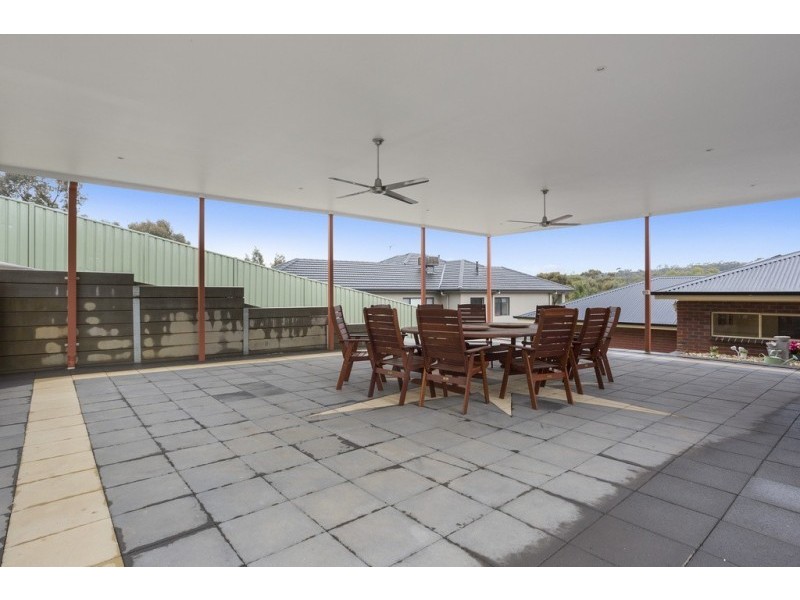 40 Keogh Drive, Spring Gully VIC 3550