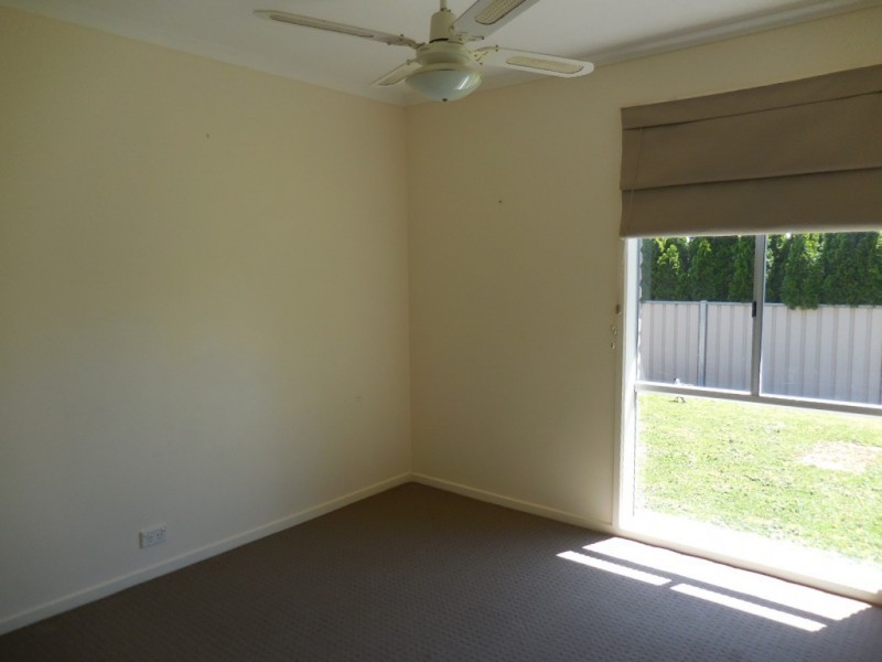 11 Sherwood Drive, Flora Hill VIC 3550