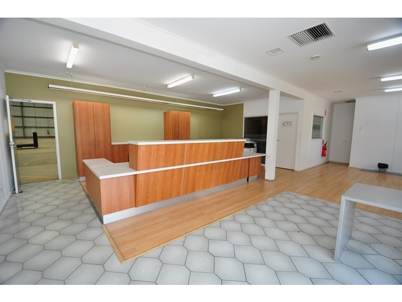 18-20 Craig Street, Long Gully VIC 3550