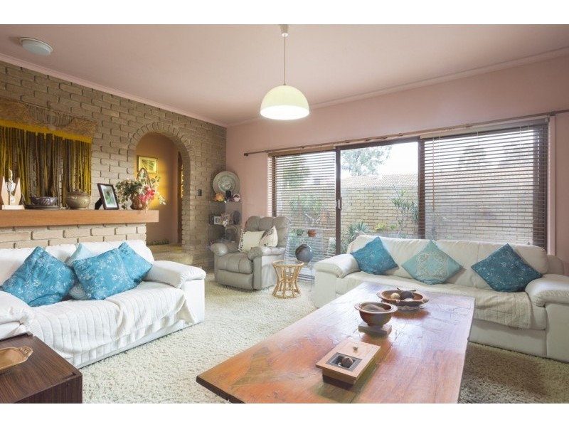 3 Albert Avenue, Strathdale VIC 3550