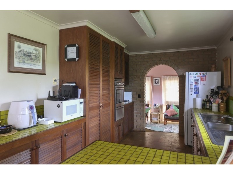 3 Albert Avenue, Strathdale VIC 3550