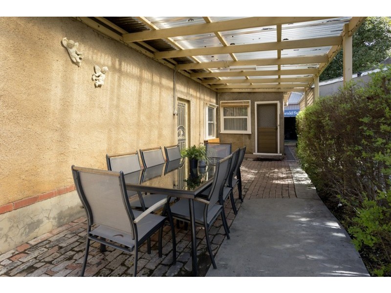 2 Eaglehawk Road, Bendigo VIC 3550