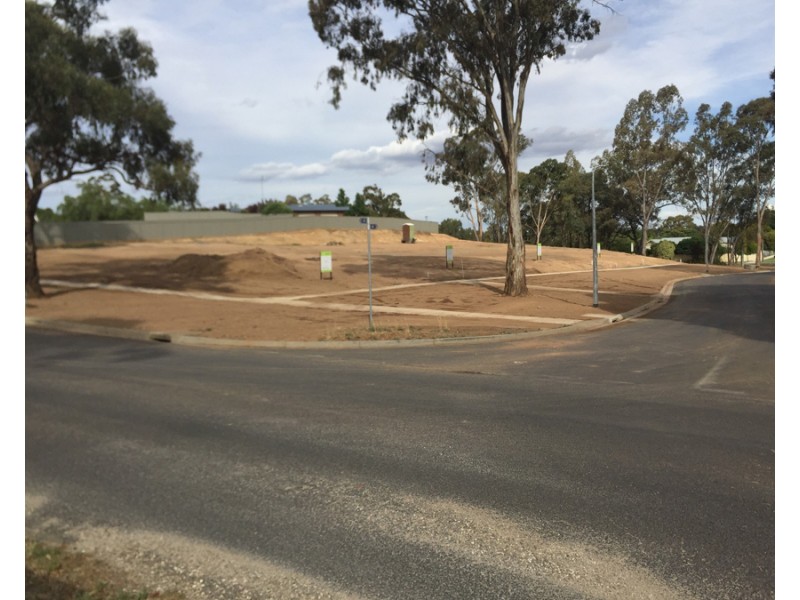 73 Kennewell Street, White Hills VIC 3550