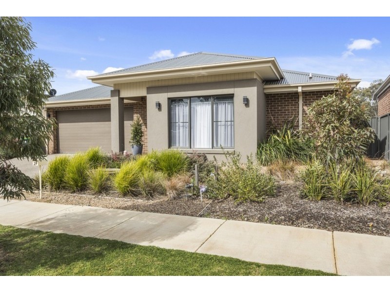 29 Evergreen Boulevard, Jackass Flat VIC 3556