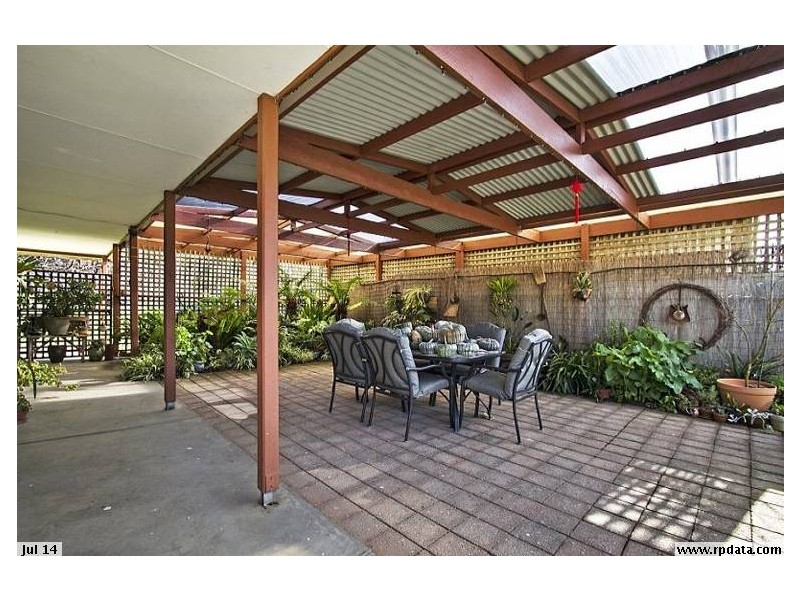 4 Uxbridge Street, Strathfieldsaye VIC 3551
