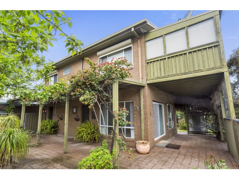 67 Honeysuckle Street, Bendigo VIC 3550