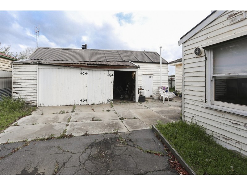 8 & 10 Panton Street, Eaglehawk VIC 3556