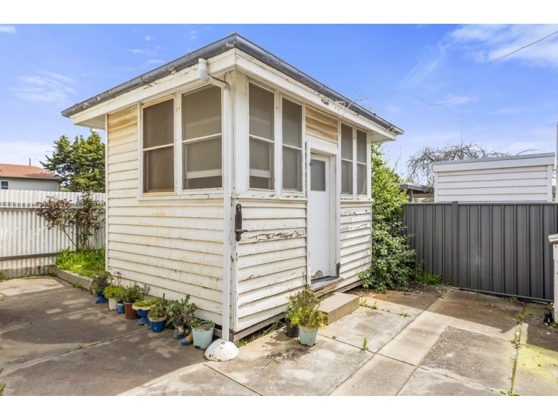 8 & 10 Panton Street, Eaglehawk VIC 3556