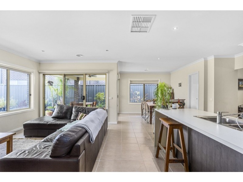 9 Riversdale Avenue, Eaglehawk VIC 3556