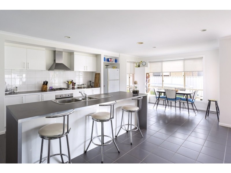 7 Manna Gum Drive, Epsom VIC 3551