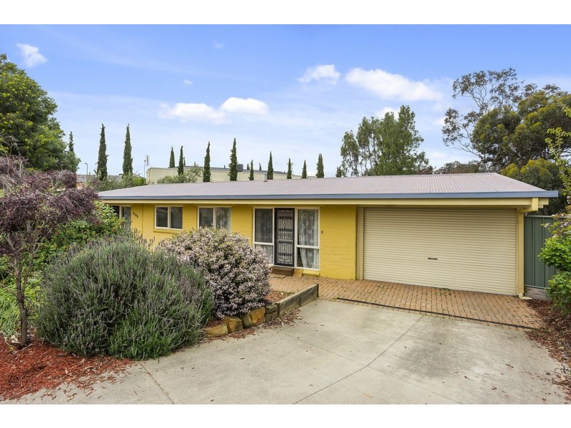 9 Oxford Terrace, Strathdale VIC 3550