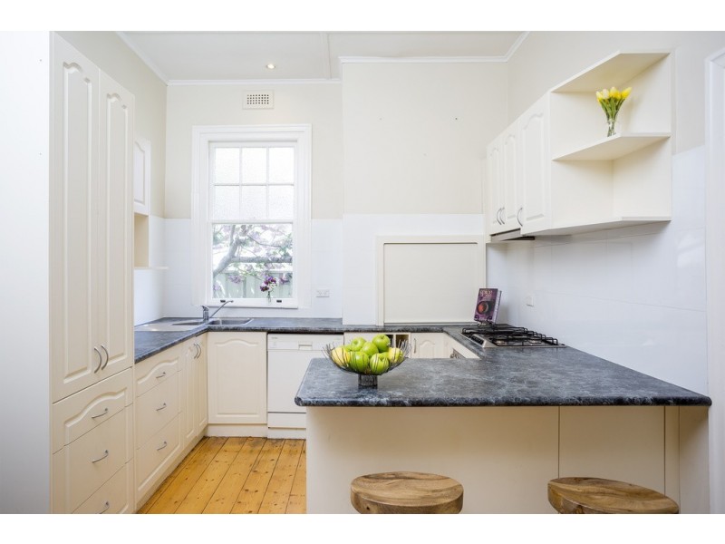 7 Rowcliffe Street, Quarry Hill VIC 3550