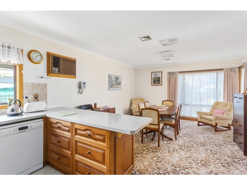 18 Warranwah Drive, Strathdale VIC 3550