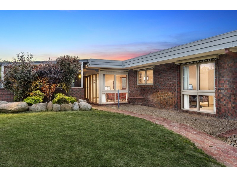 161 St Killian Street, White Hills VIC 3550