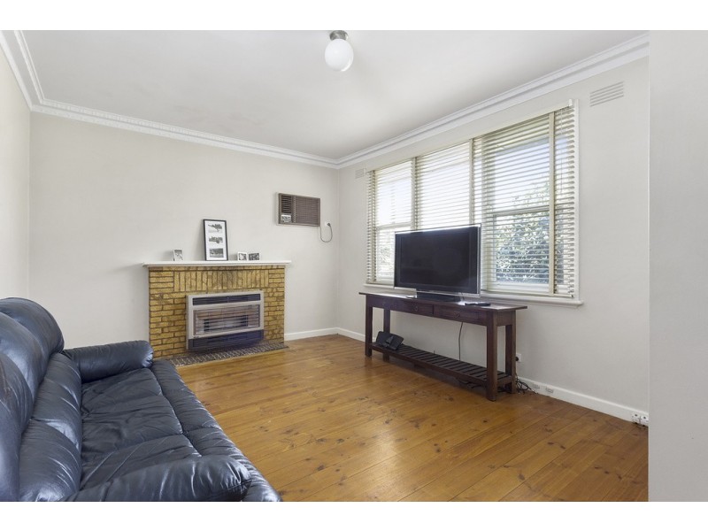 62 Mackenzie Street West, Golden Square VIC 3555