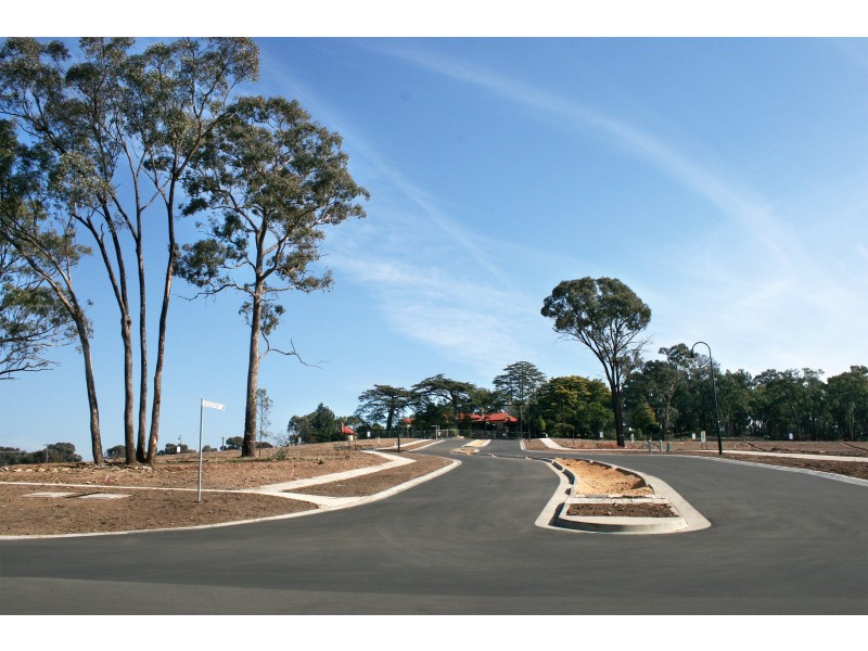 134-166 Aspinall Street, Golden Square VIC 3555