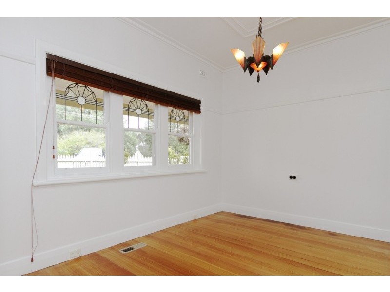 12 Maple Street, Golden Square VIC 3555