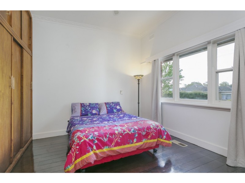 12 Theodore Street, Flora Hill VIC 3550