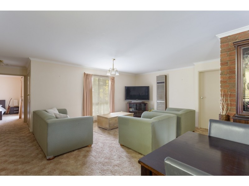 1 Biggs Court, Flora Hill VIC 3550