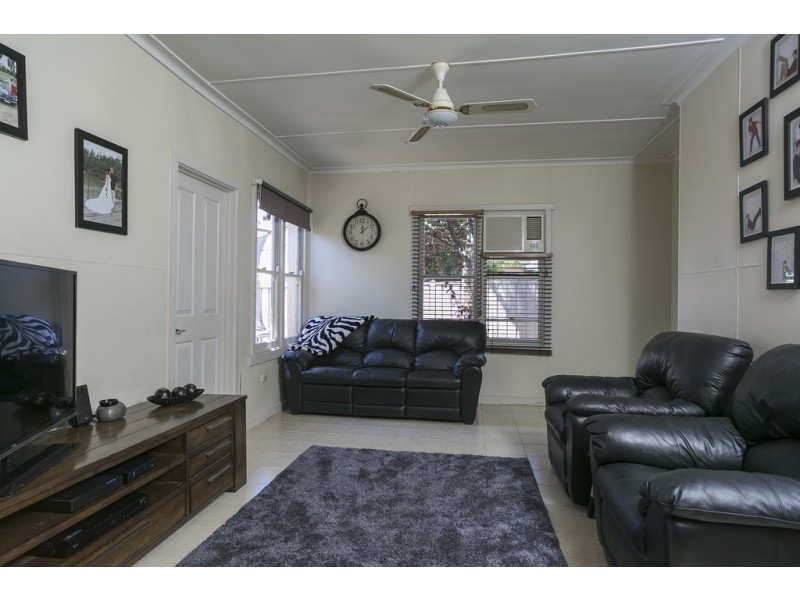 6 Fairview Road, Kangaroo Flat VIC 3555