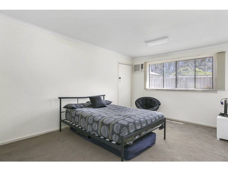 6 Fairview Road, Kangaroo Flat VIC 3555
