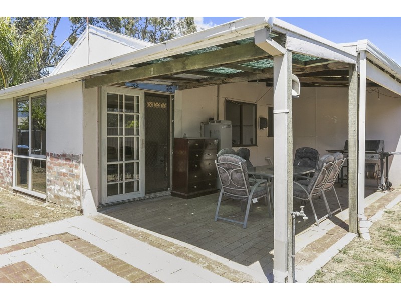 6 Fairview Road, Kangaroo Flat VIC 3555