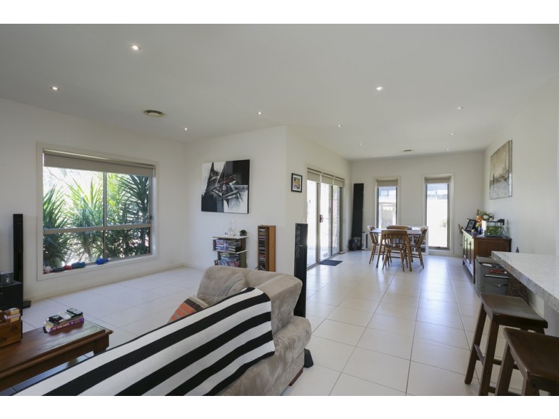 15 Bassett Drive, Strathfieldsaye VIC 3551