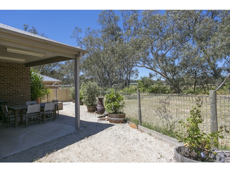 15 Bassett Drive, Strathfieldsaye VIC 3551