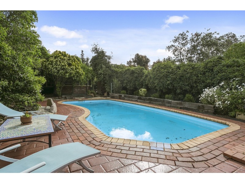 6 Frog Hollow, Strathdale VIC 3550