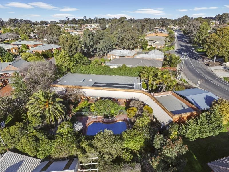 6 Frog Hollow, Strathdale VIC 3550