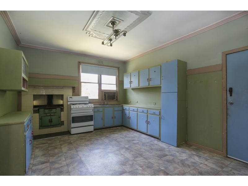 9 Dowding Street, California Gully VIC 3556