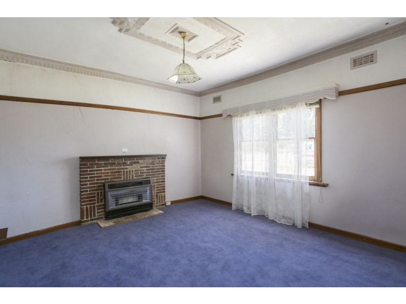 9 Dowding Street, California Gully VIC 3556