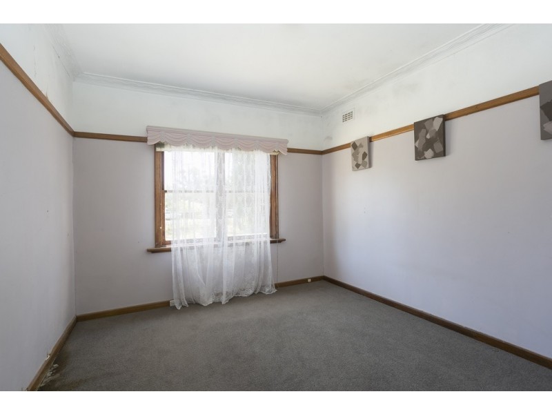 9 Dowding Street, California Gully VIC 3556