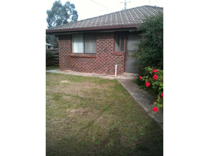 2/2 Shamrock Street, Golden Square VIC 3555