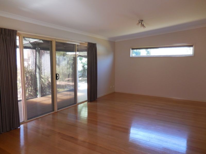 25 Howard Street, Epsom VIC 3551