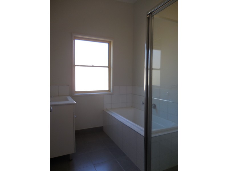 25 Howard Street, Epsom VIC 3551