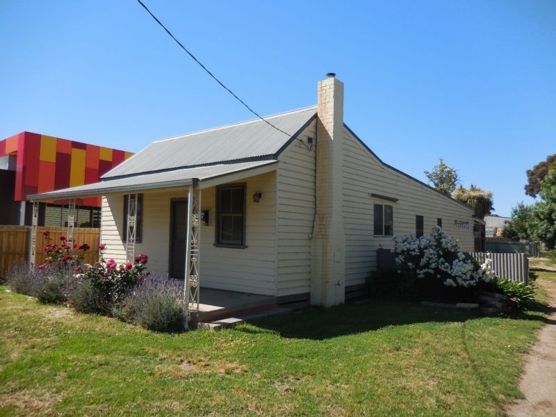 25 Howard Street, Epsom VIC 3551