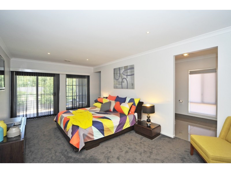 47 Solomon St, Strathdale VIC 3550