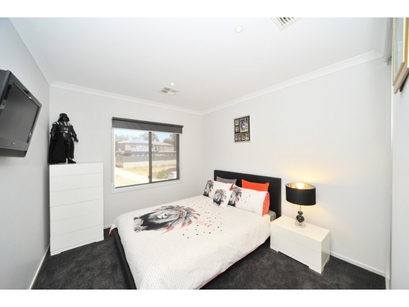 47 Solomon St, Strathdale VIC 3550