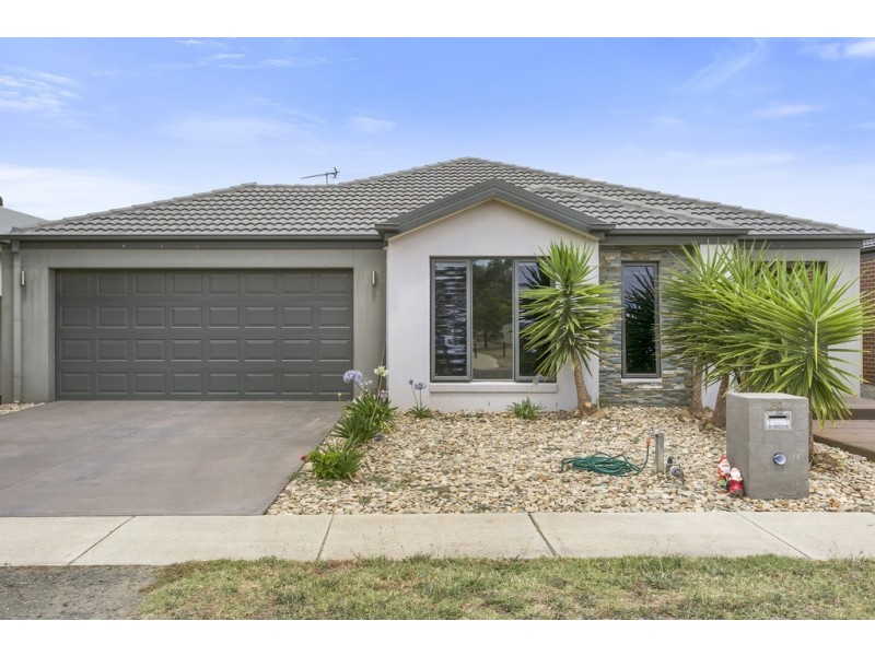 20 McConnachie Court, Epsom VIC 3551