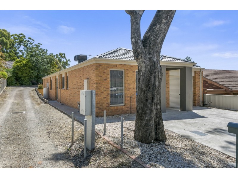 1/8 Sharon Street, Flora Hill VIC 3550