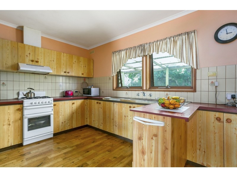 2/8 Sharon Street, Flora Hill VIC 3550